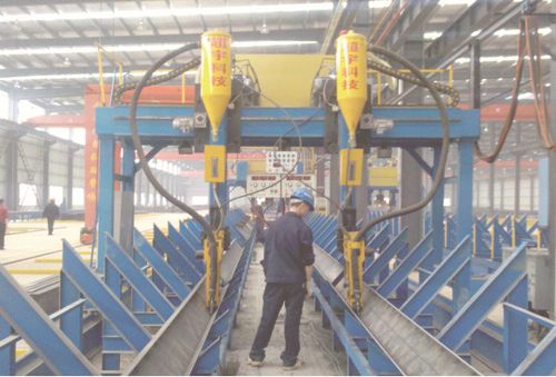 专业出售 自动化钢结构生产线设备 标准h型钢生产线 龙门焊机